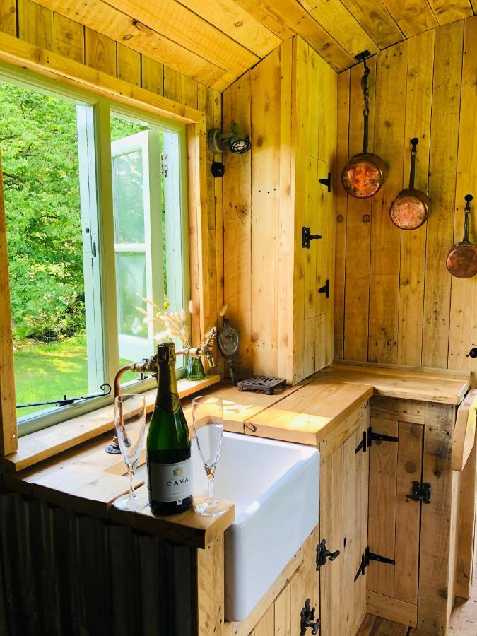 The Big Shepherds Hut Campingplatz